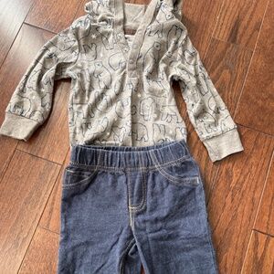 Carter’s Baby Outfit